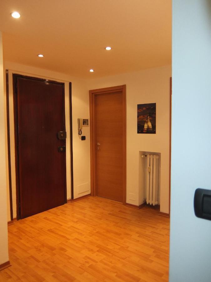 Lungo Po Appartamento Turin Exterior foto